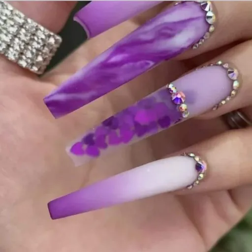 creator i like my nails's avatar
