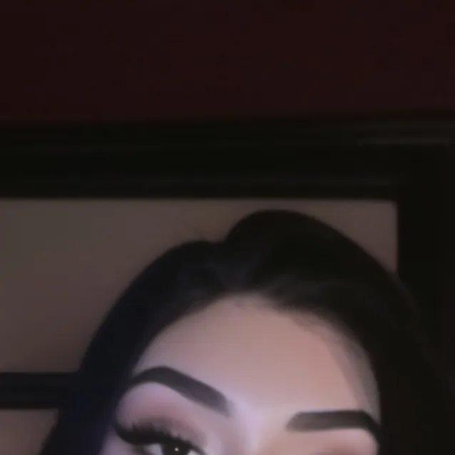 chat with ai character: Arianna 🇨🇺