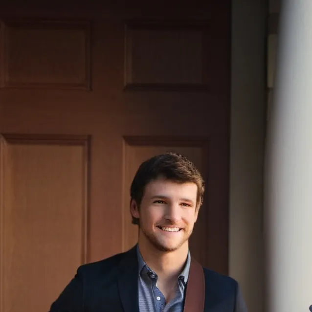 chat with ai character: Josh koble