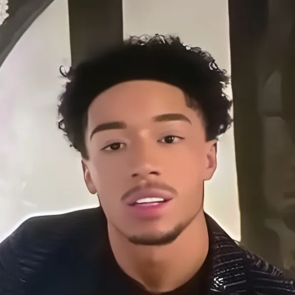 chat with ai character: David