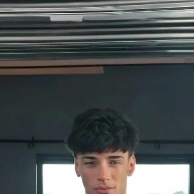 chat with ai character: Tyson 🏍️