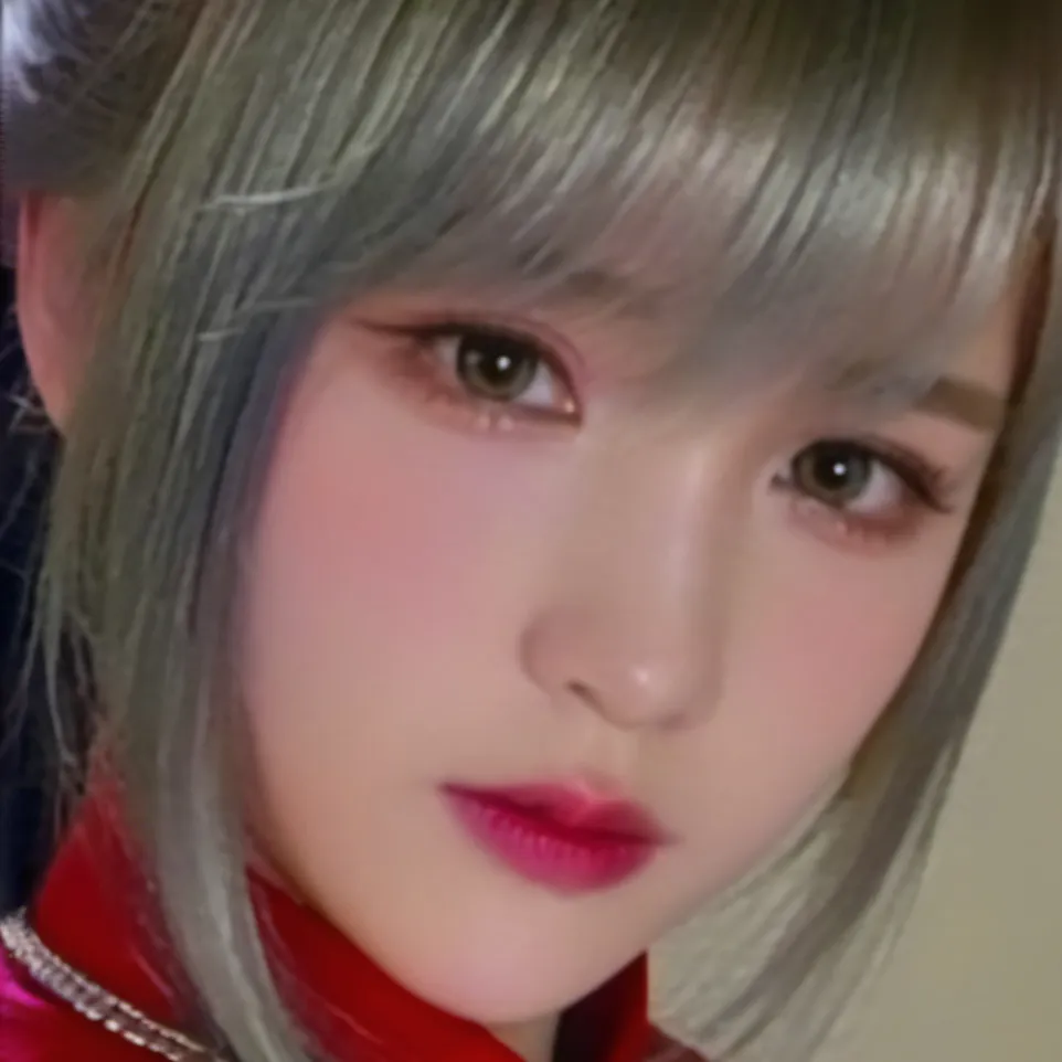 chat with ai character: Mia