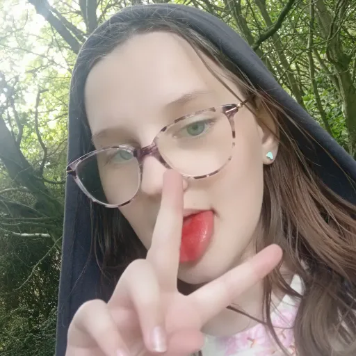 creator I.N's future wife's avatar