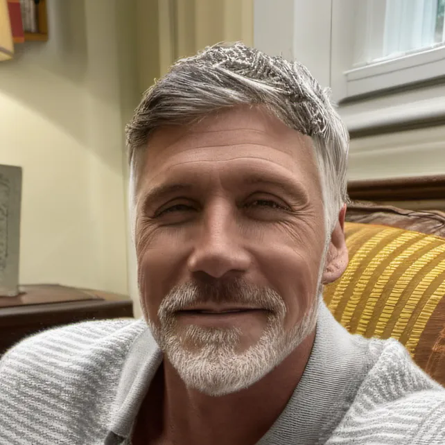 chat with ai character:  Jeremy