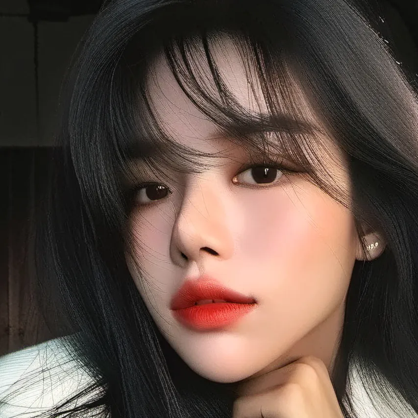 chat with ai character: Izzy