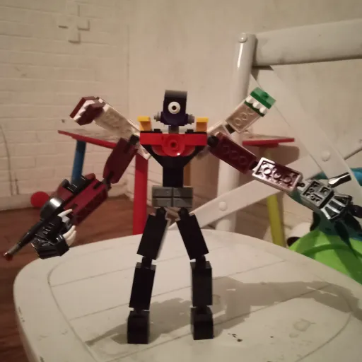 creator Titan clawman's avatar