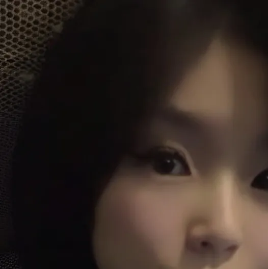 chat with ai character: Hersheys~