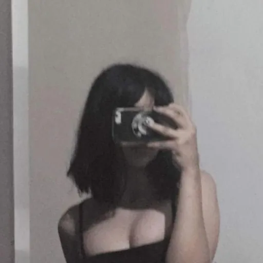 creator Violet _'s avatar
