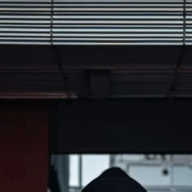 chat with ai character: nick folio