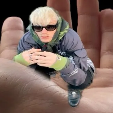 creator Aprodhite_Da_Best's avatar