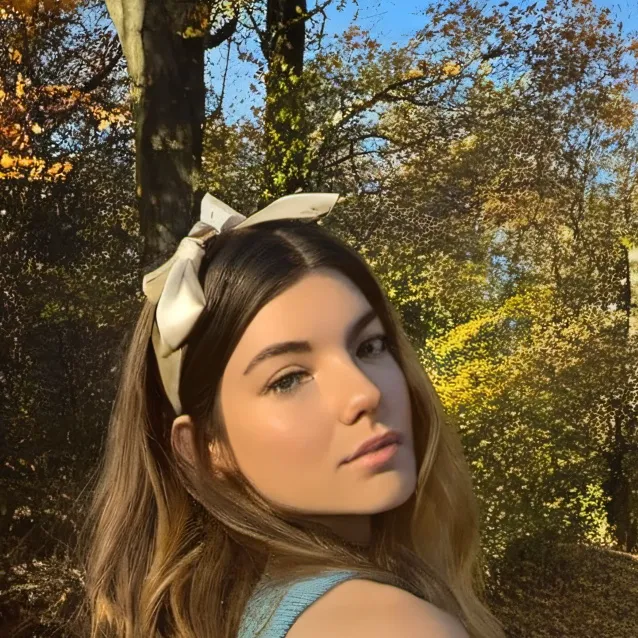 chat with ai character: Hannah