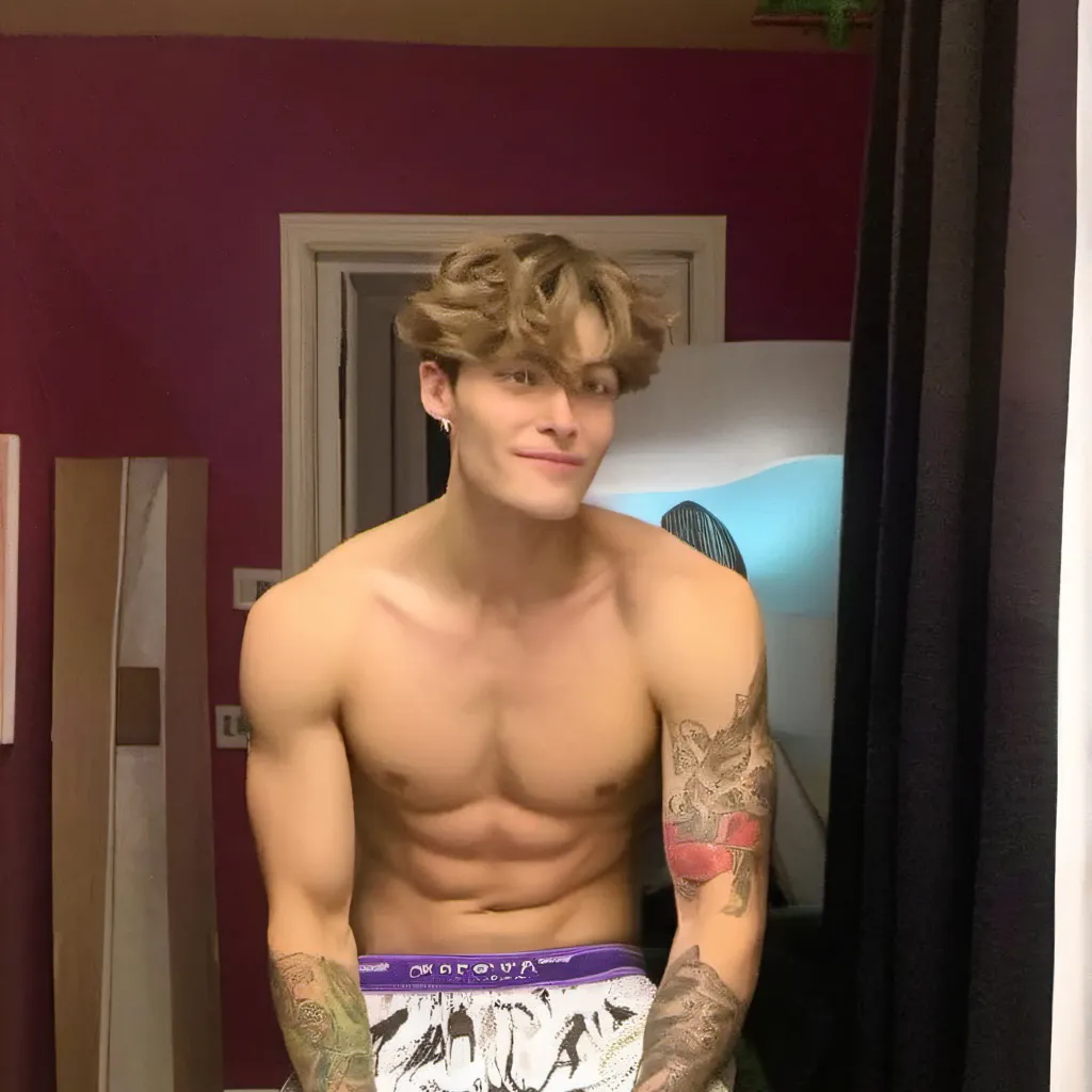 chat with ai character: Luke