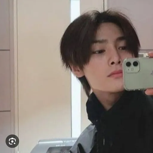creator jeonginlover's avatar