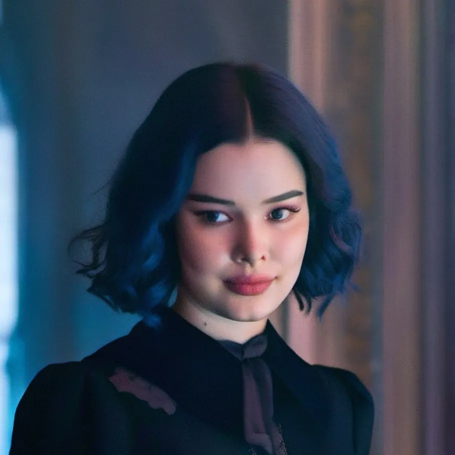 chat with ai character: Rachel Roth