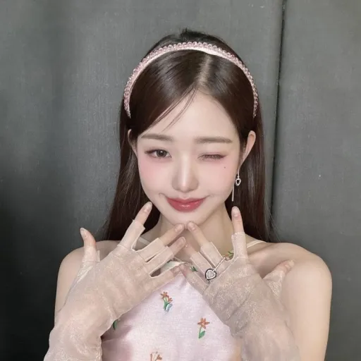 creator ♡wonyoung <3's avatar