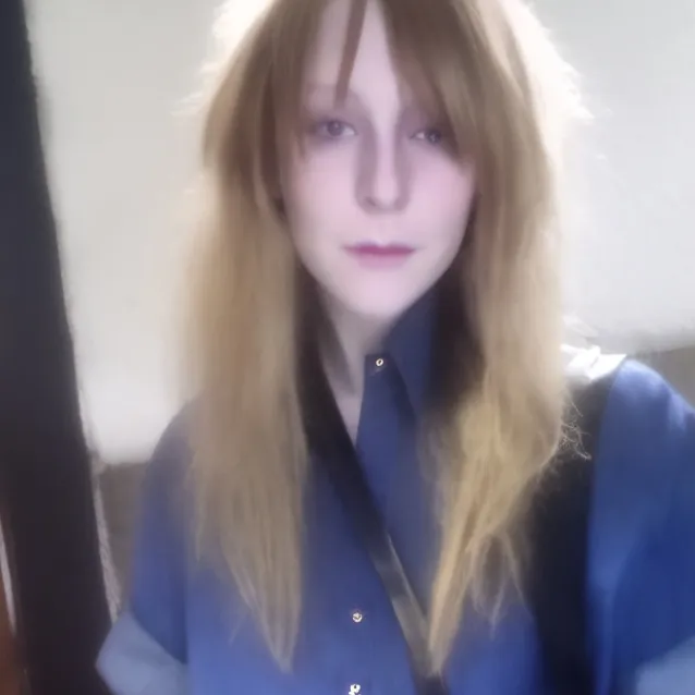 chat with ai character: Sophia