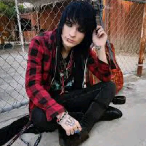 creator willow*phantom*'s avatar
