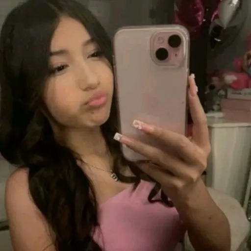 creator Eslii💕's avatar