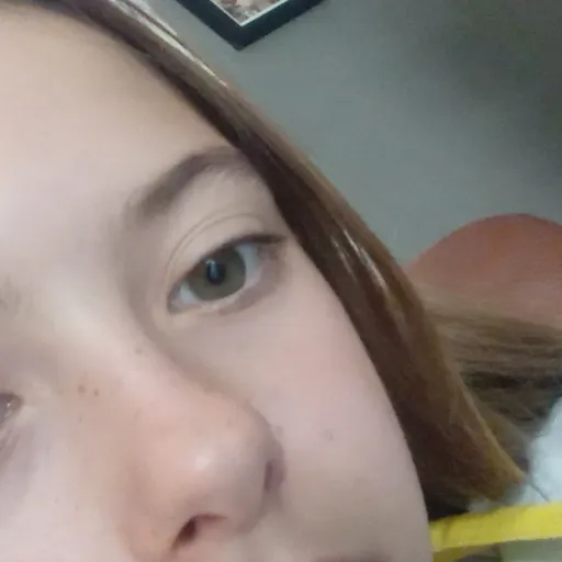 creator Lily_Holt's avatar