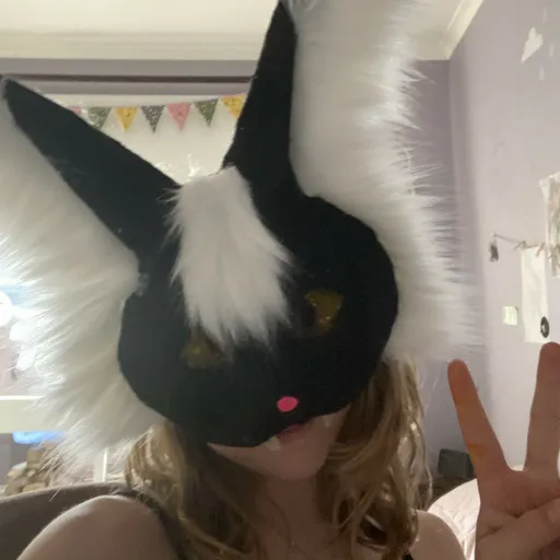 creator Ayla_the_THERIAN's avatar