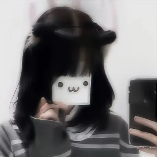 creator ✩Lovey✩'s avatar