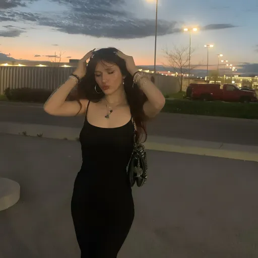 creator Sincerely Tonski's avatar