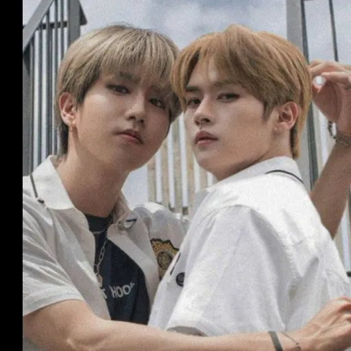 creator ILOVEMINSUNG's avatar