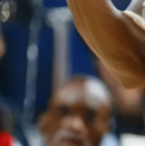 chat with ai character: Dikembe Mutombo