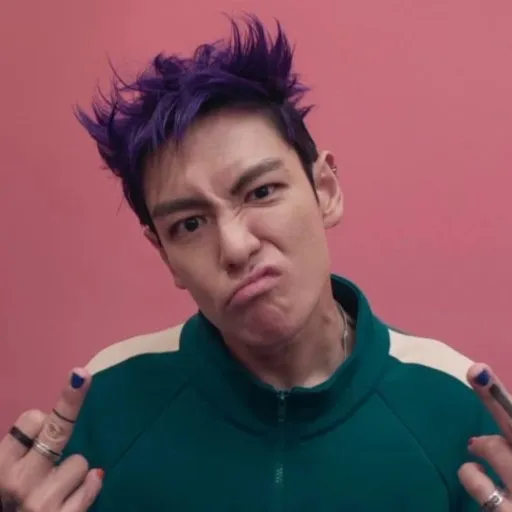 creator 💜★Thanos-Rawr★💜's avatar
