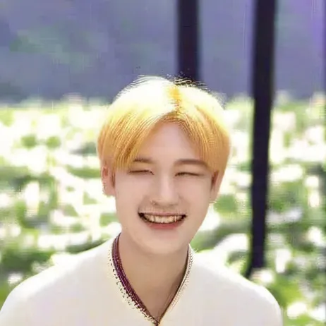 chat with ai character: Sunoo