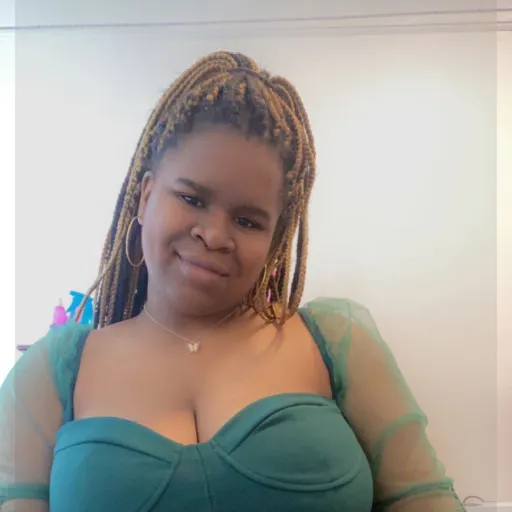 creator Linda20's avatar