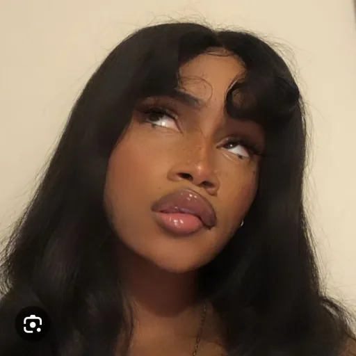 creator The Chic ✌🏽's avatar