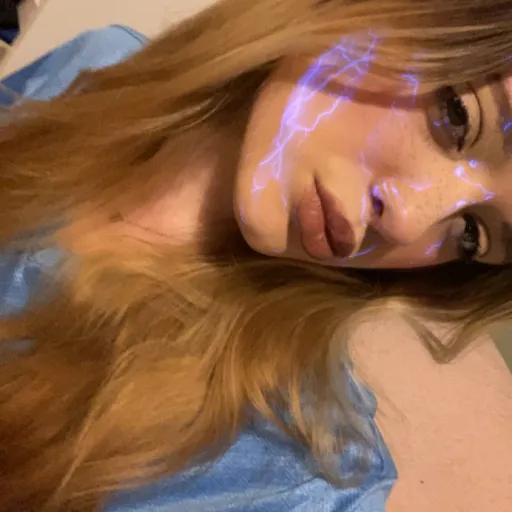 creator x.laurynkmxx's avatar