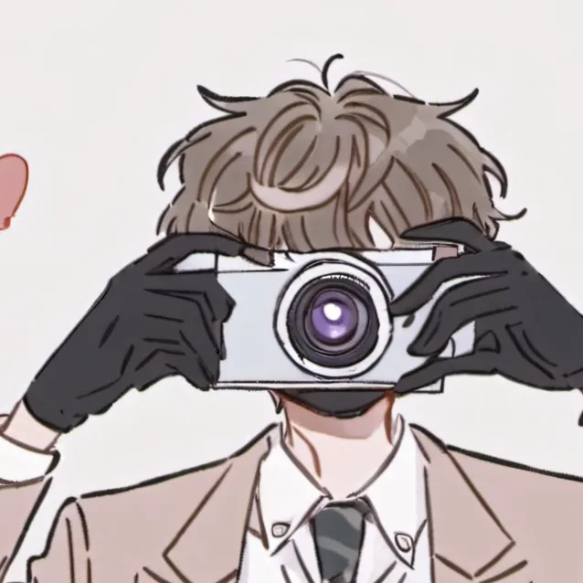 chat with ai character: Camera simp! 