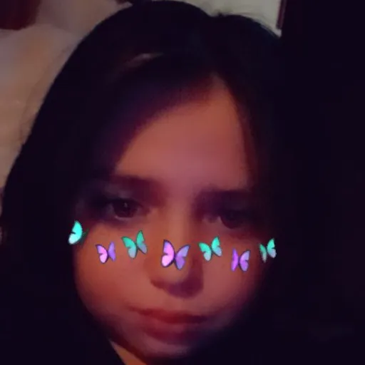 creator ur_fav_gurl24's avatar