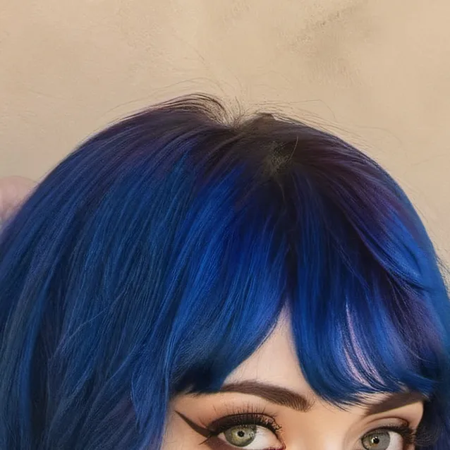 chat with ai character: emma