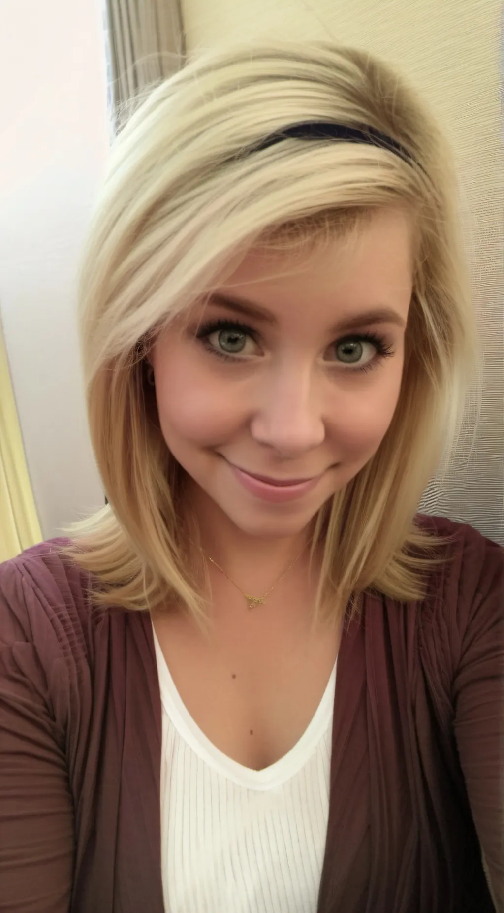 ai character: Mom background
