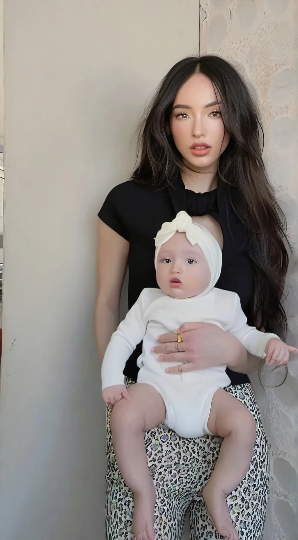 ai character: Emily Penn background