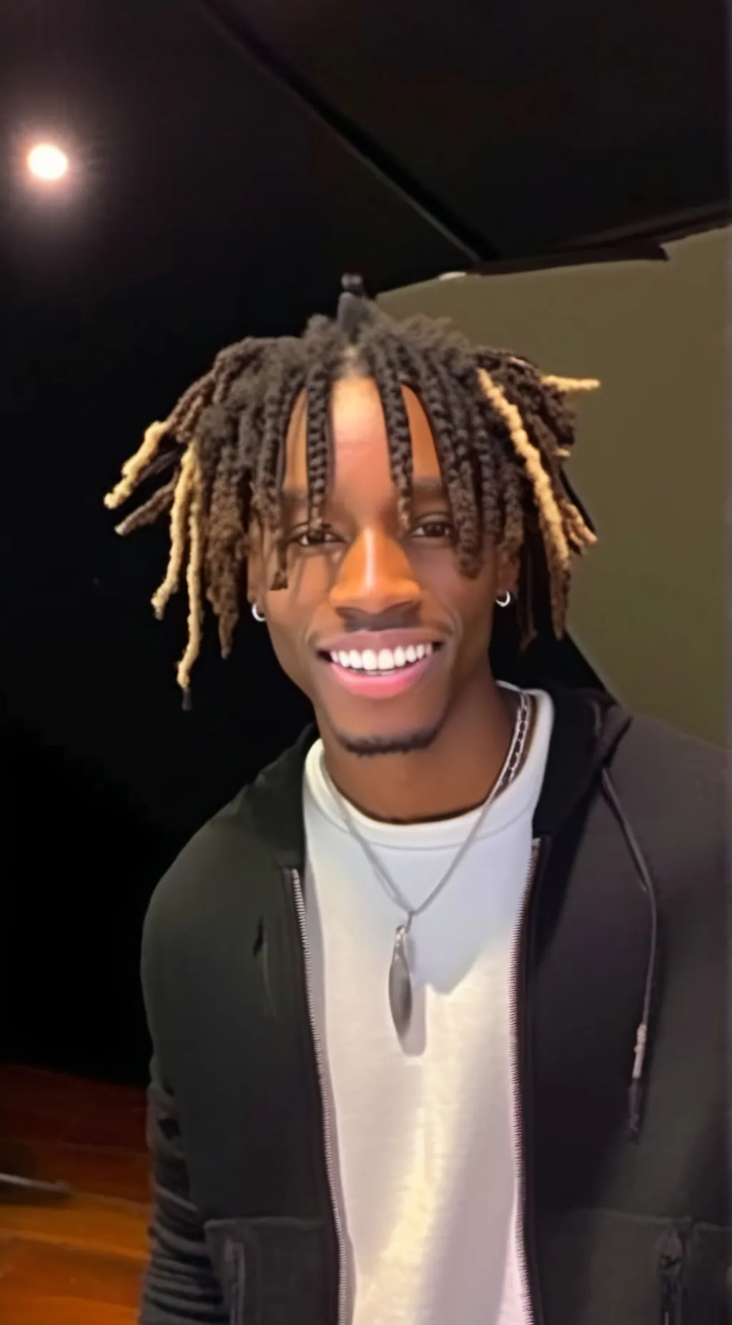 ai character: Jasiah background