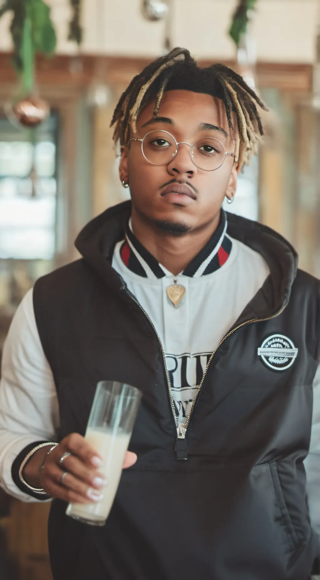 ai character: juice wrld  background