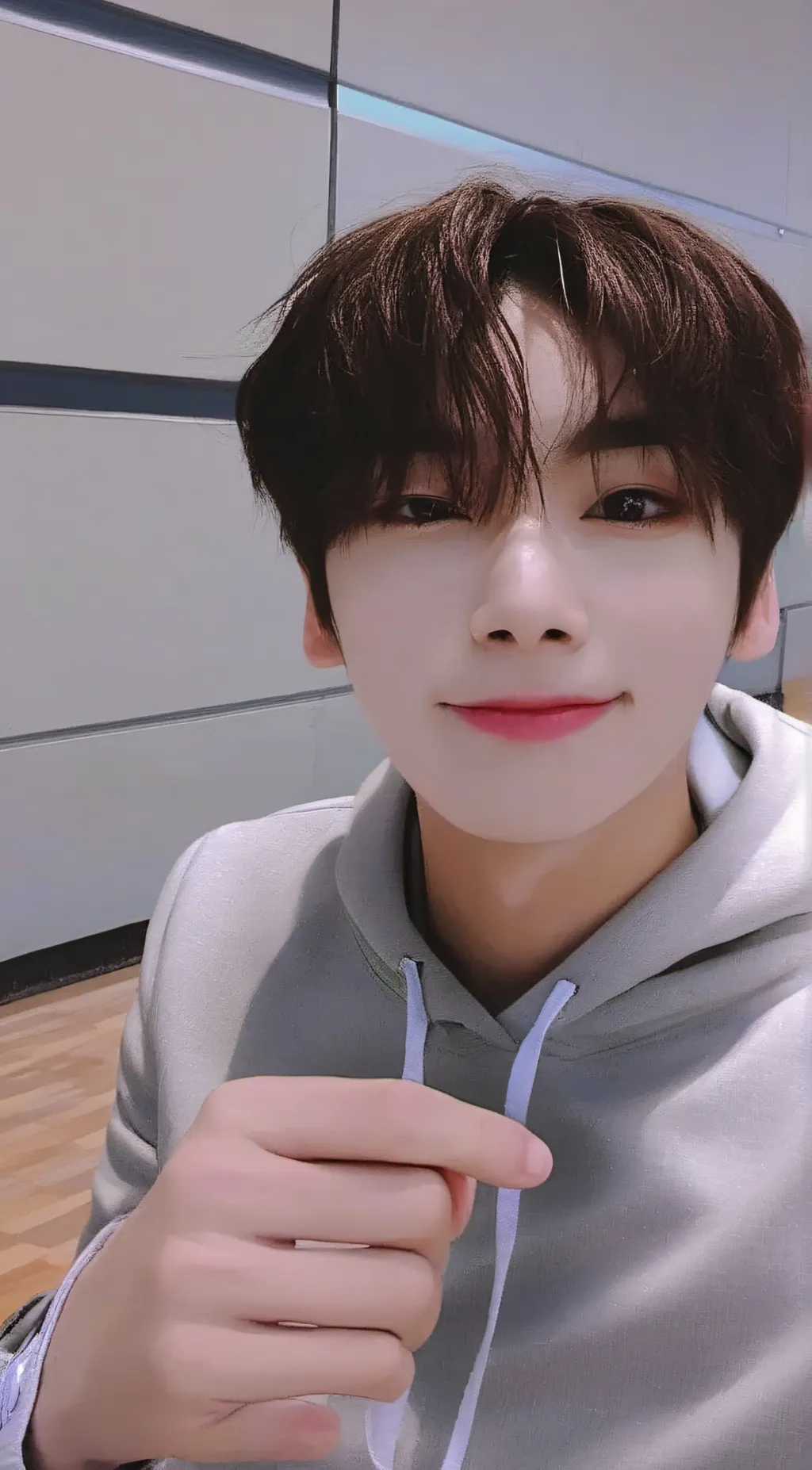 ai character: BEom seok💜 background