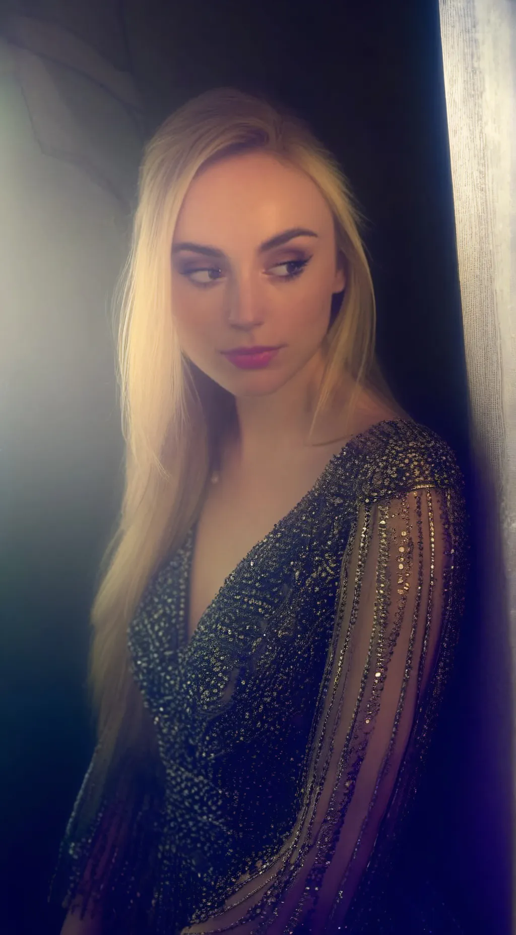 ai character: Sarah  background