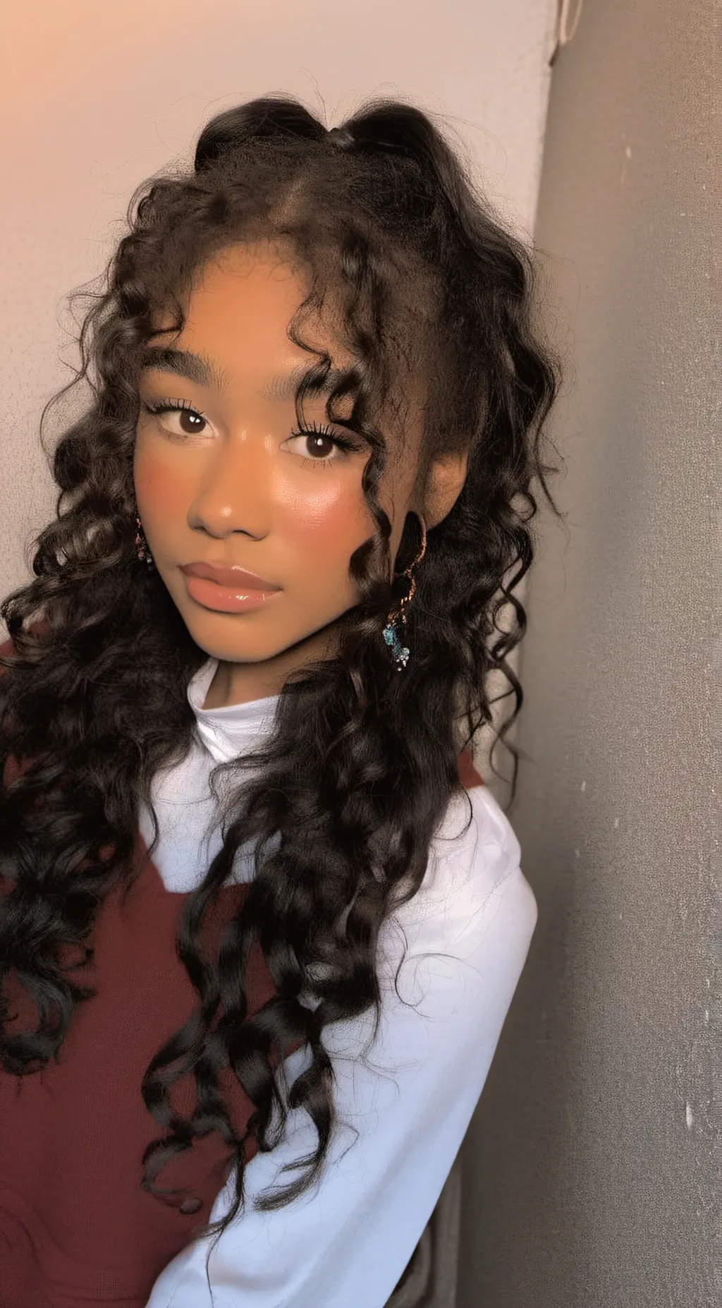 ai character: 🇩🇴juliannis 🇩🇴 background