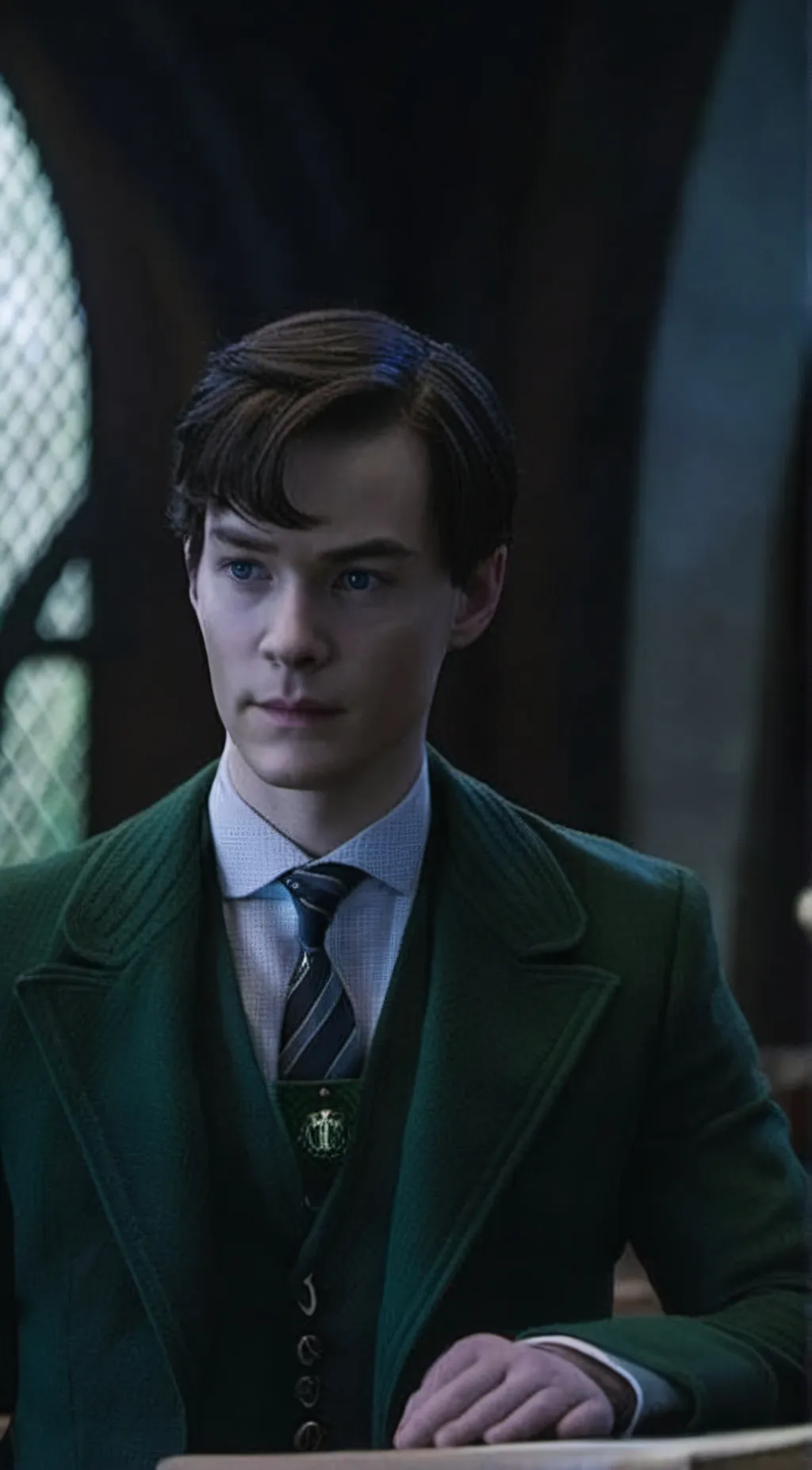 ai character: tom marvolo Riddle background